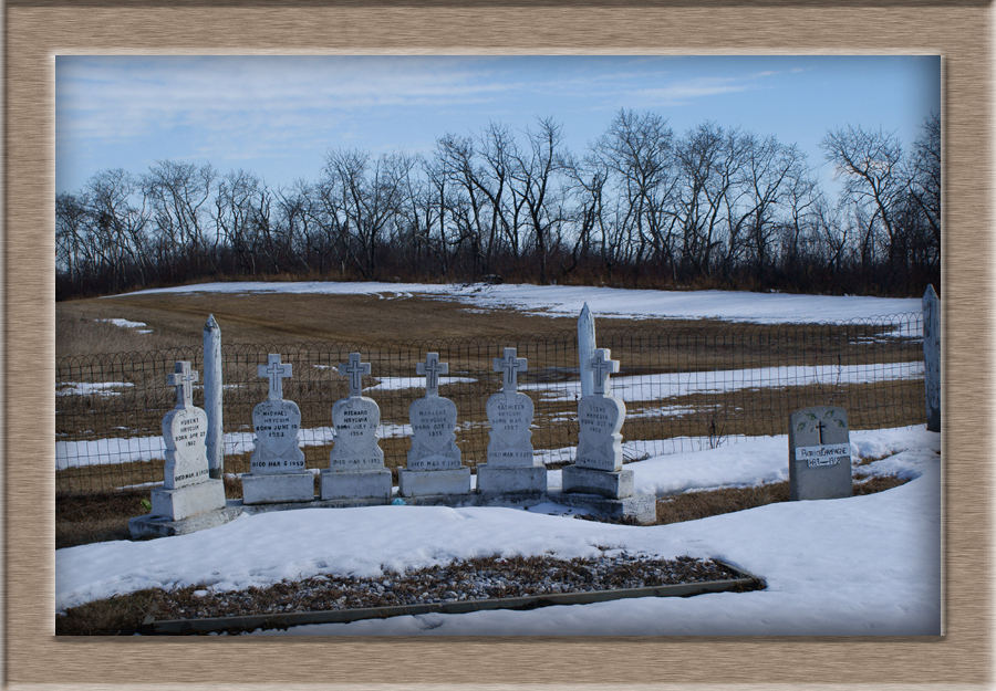 BatocheCemetery062302copy