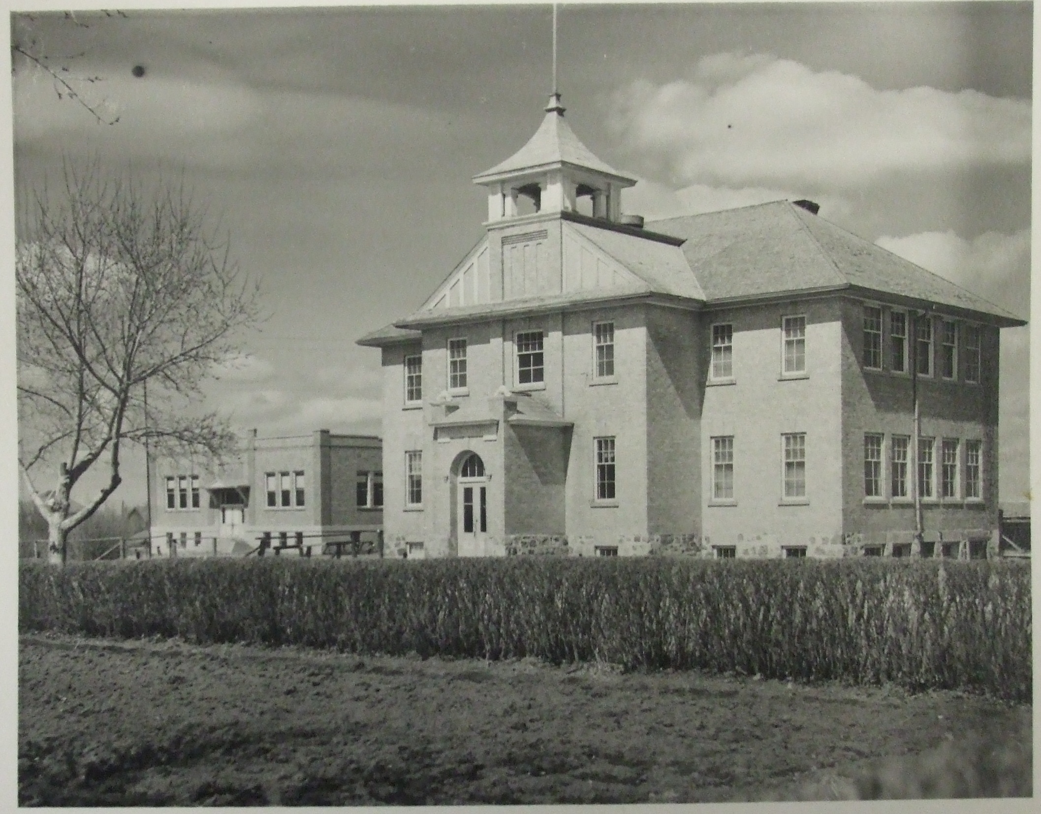 Cupar and District Heritage Museum One Room Schoolhouse Pictures, Saskatchewan, Canada.  SK One Room Schoolhouse Project.  