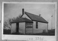 GEORGES 1386 1905 1952 Yorkton Sheet Map NE 31 Township 25 Range 14 W of the 2 nd Meridian near Benchonzie / Leross / Lestock 1948 Closed 1952, Conveyed. Building moved to Campbelltown for teacherage 1953.   Footnotes