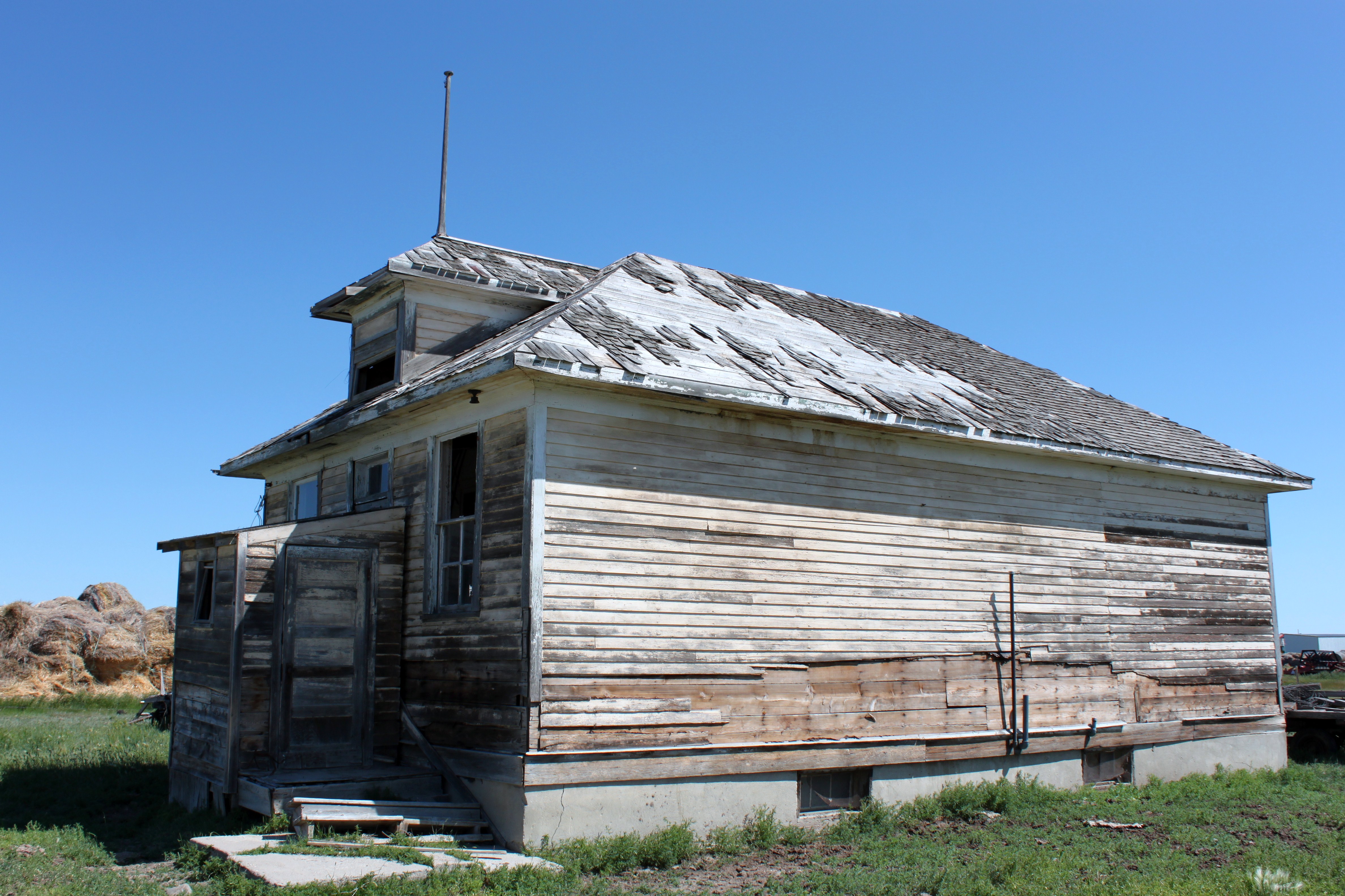 2010-07-16 Divide School House S.W. corner