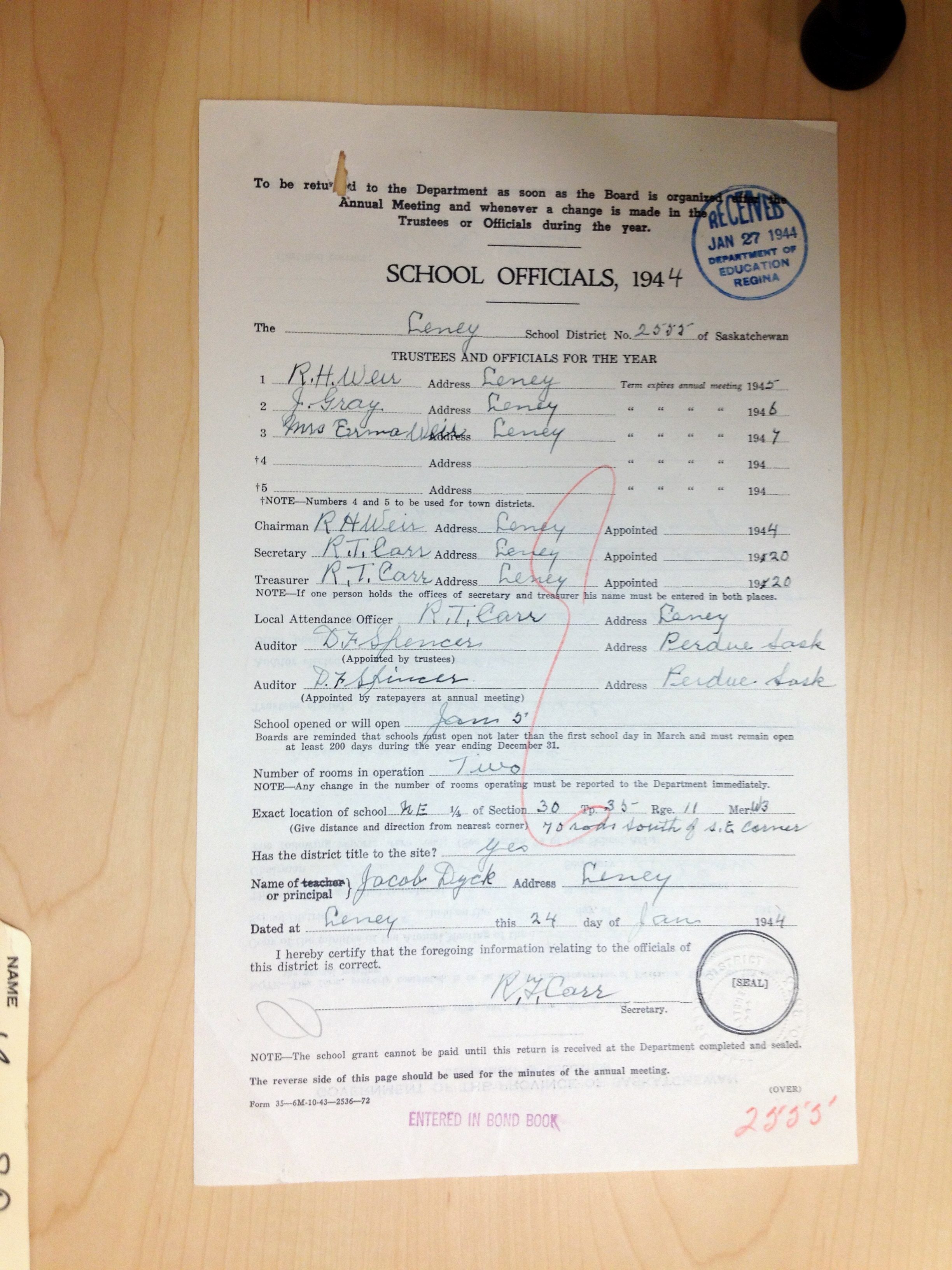 Leney School District 2555, Centre north east quarter section 30 township 35 range 11 west of the third meridian, Leney village, North East quarter section 30 township 35 range 11 west of the third meridian, Leney school in the village of Leney, near Perdue, Saskatchewan, - Saskatchewan Gen Web - Saskatchewan One room School Project