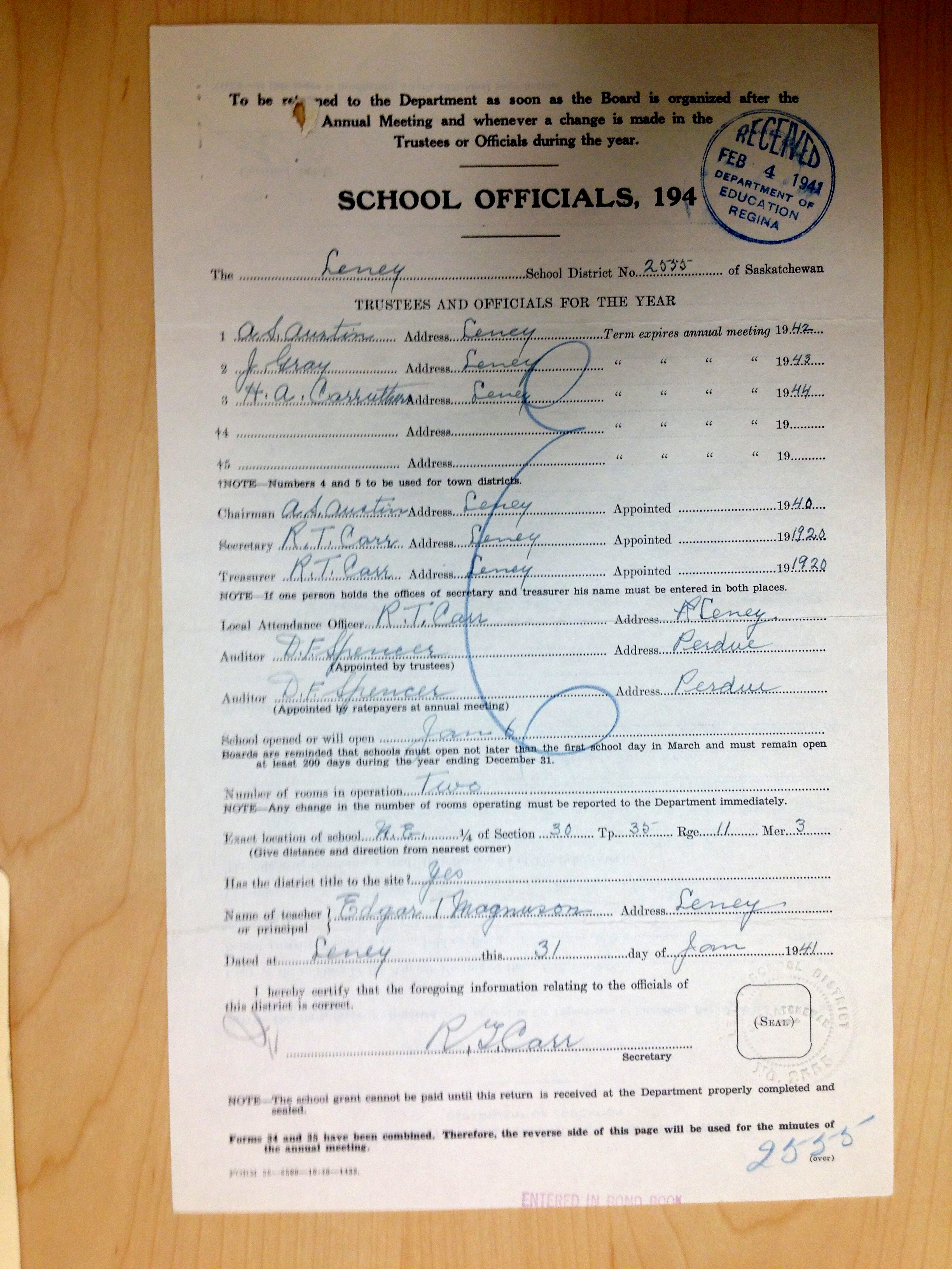 Leney School District 2555, Centre north east quarter section 30 township 35 range 11 west of the third meridian, Leney village, North East quarter section 30 township 35 range 11 west of the third meridian, Leney school in the village of Leney, near Perdue, Saskatchewan, - Saskatchewan Gen Web - Saskatchewan One room School Project