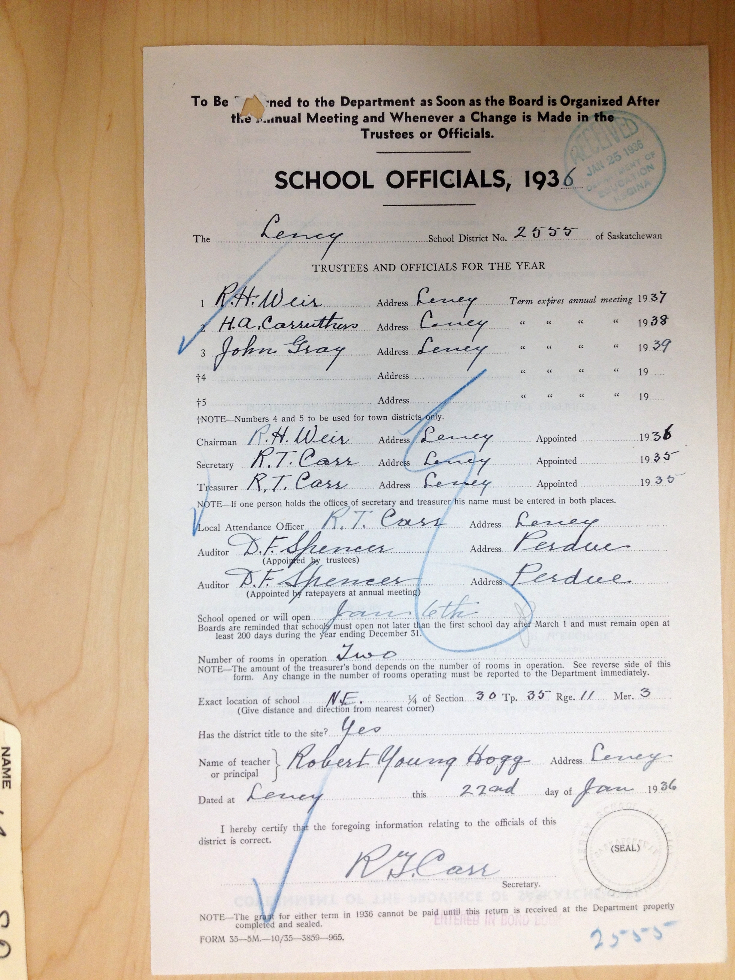 Leney School District 2555, Centre north east quarter section 30 township 35 range 11 west of the third meridian, Leney village, North East quarter section 30 township 35 range 11 west of the third meridian, Leney school in the village of Leney, near Perdue, Saskatchewan, - Saskatchewan Gen Web - Saskatchewan One room School Project