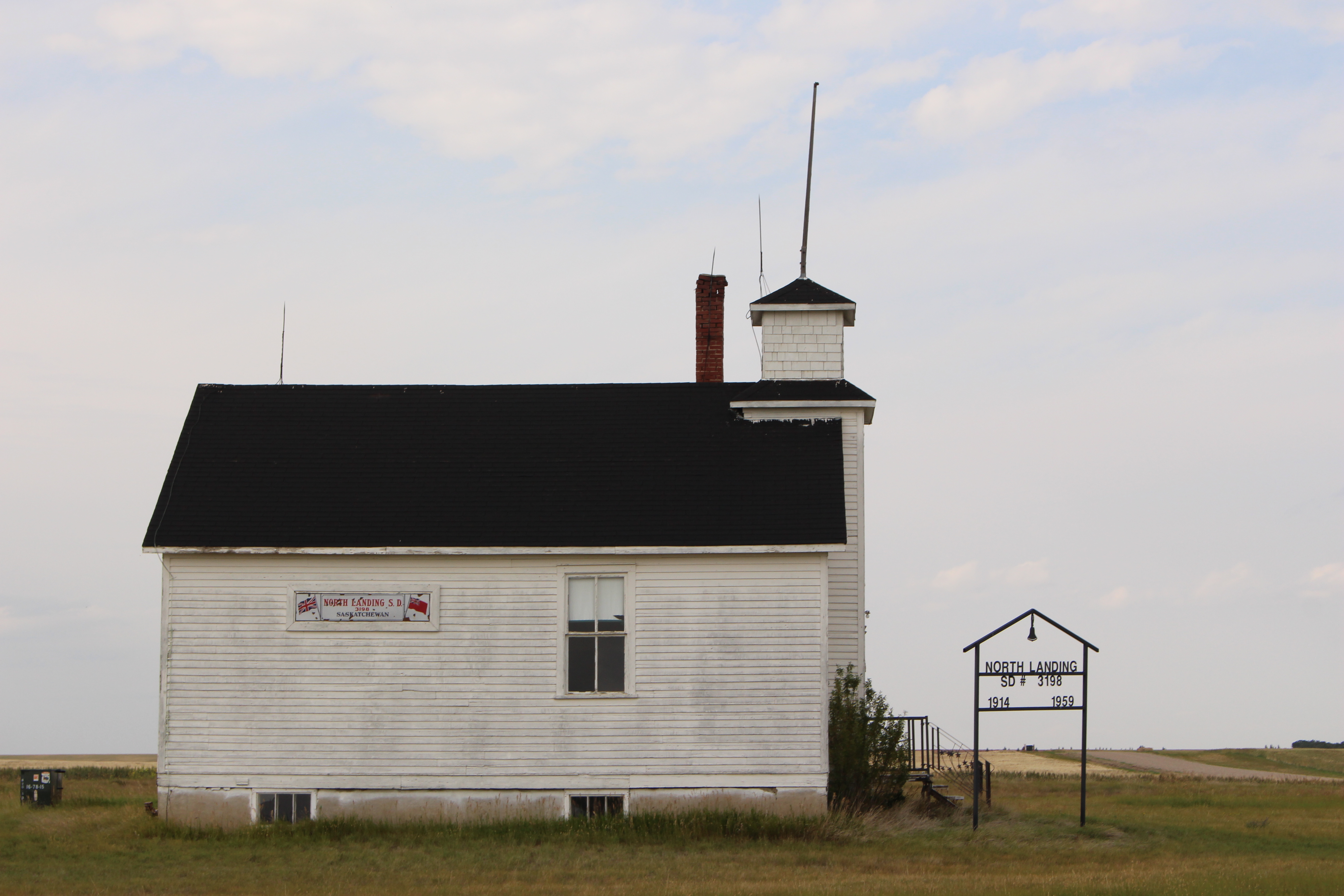   North Landing School District 3198, 1914-1959, south east quarter of section 28 township 20 range 15 west of the third meridian, near the town of Kyle, north east section 32 township 21 range 15 west of the third meridian, One Room School Project  