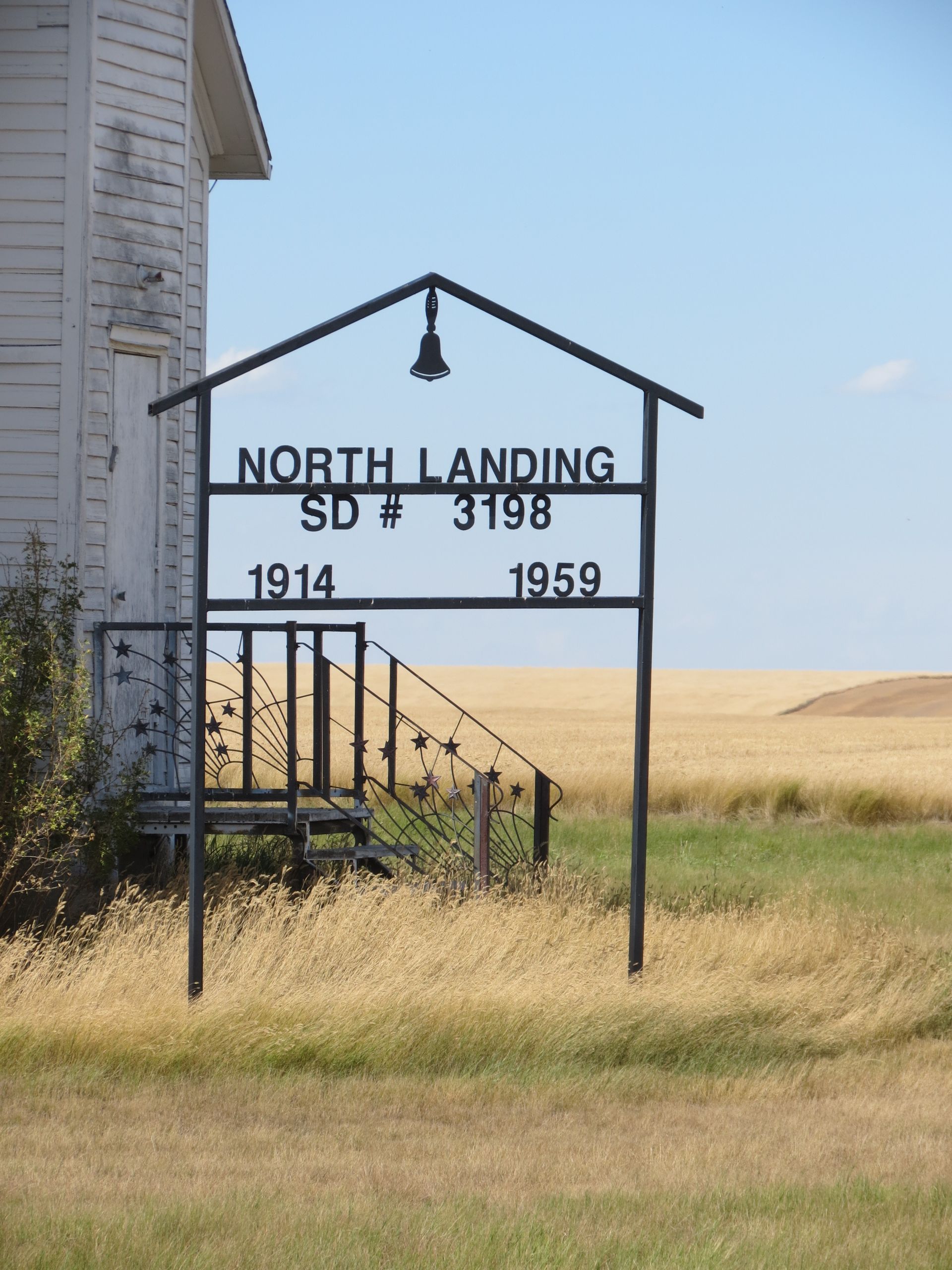  North Landing School District 3198, 1914-1959, south east quarter of section 28 township 20 range 15 west of the third meridian, near the town of Kyle, north east section 32 township 21 range 15 west of the third meridian, 