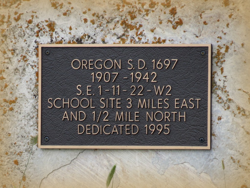  Oregon School District 1697, SE section 1 Township 11 Range 22 West of the 2nd Meridian, 1907-1942, Dummer, Truax, Parry