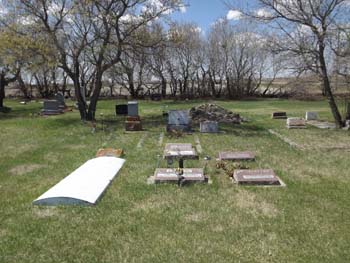 Dafoe-KandaharCemetery-8