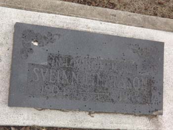 LogbergCemetery-27