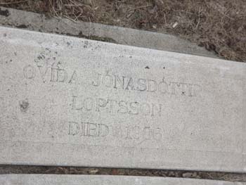 LogbergCemetery-30