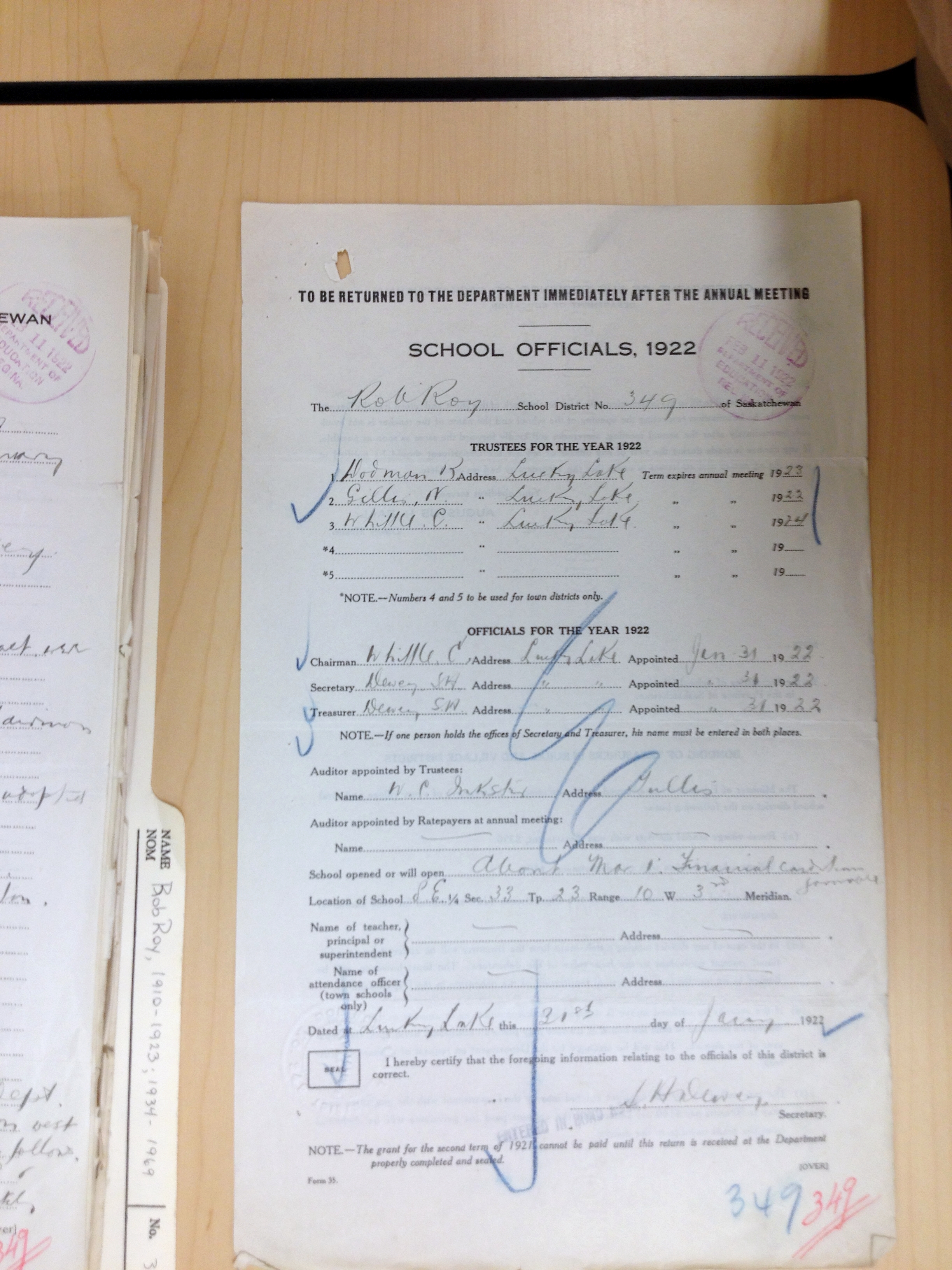 Rob Roy School District 349, South East quarter Section 33 Township 23 range 10 west of the third meridian, near Lucky Lake, 1911, Lucky Lake Village South West quarter of section 25 township 23 range 9 west of the third meridian, Lucky Lake is near Outlook, Saskatchewan, - Saskatchewan Gen Web - Saskatchewan One room School Project