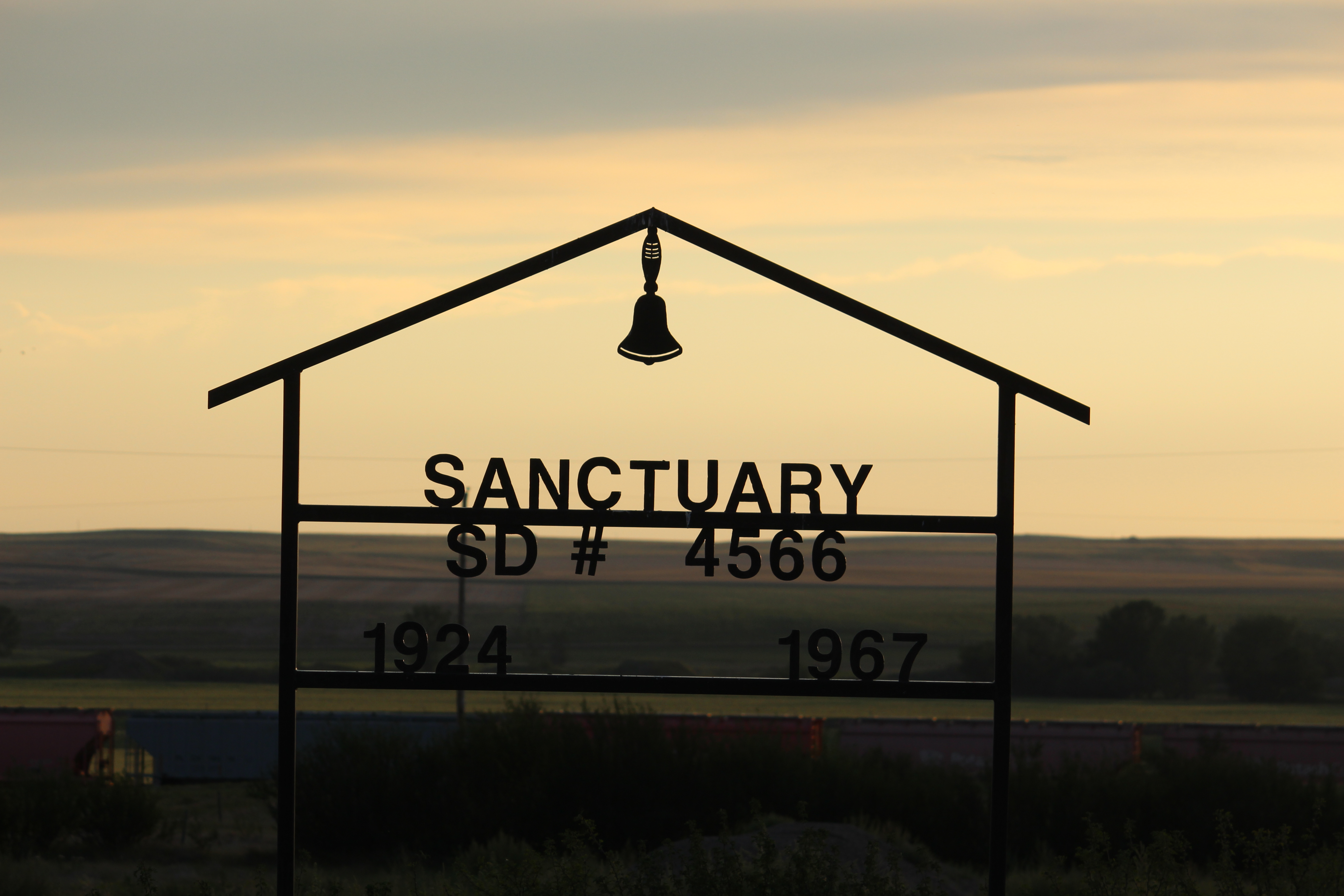 Sanctuary School District 4566, 1924-1967, Sanctuary hamlet NE 30 23 15 W3