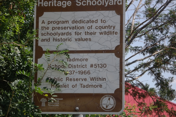  Tadmore School District 5130, Tadmore Northeast 15 township 33 range 4 west of the 2nd meridian, Tadmore School #5130, 1937-1966, N 51 49' 59.5, W 102 28' 44.4,  Lat: 	  	N,Lon, 	  	W,	dddmm'ss.s