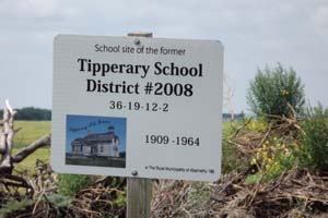 Tipperary School District 2008,Started out as Belle Plain School District 2008,SE section 36 township 19 Range 12 west of the second meridian,GPS N 50 39' 56.2W 103 32' 24.6,Near Balcarres South east section 13 township 21 range 12 west of the second meridian,province of Saskatchewan, Canada1909-1964,  one room school house picture