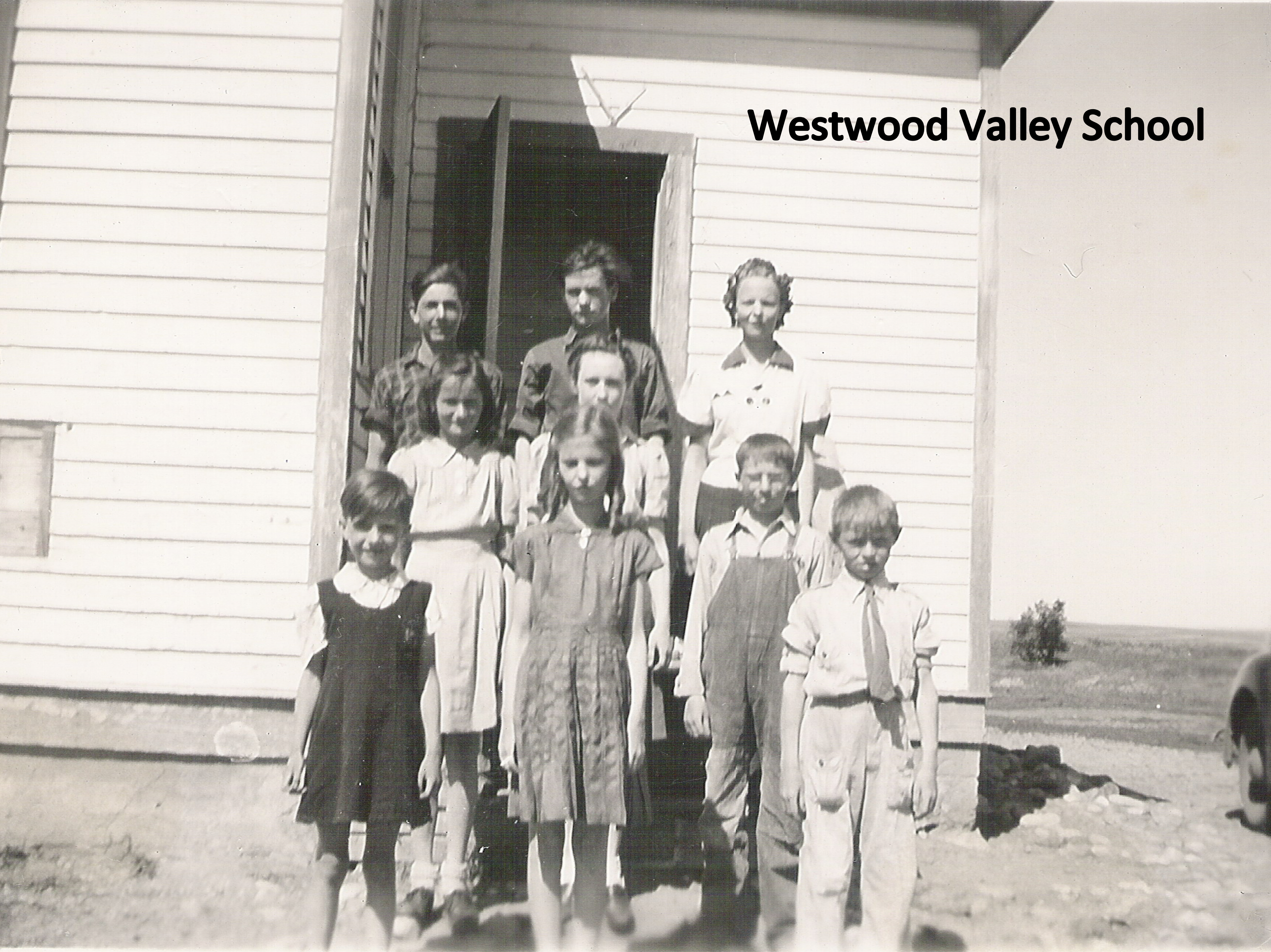 Westwood Valley School District 2844, South west quarter section 17 Tsp 7 	Rge 8 	W of the 3 Meridian, 1912-1947, Kincaid, NE 22 Township 8 Range 8 West of the third meridian,   CA,  